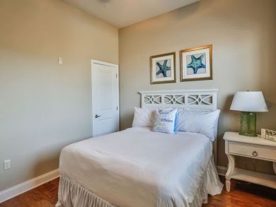 Guest Bedroom - Queen Bed